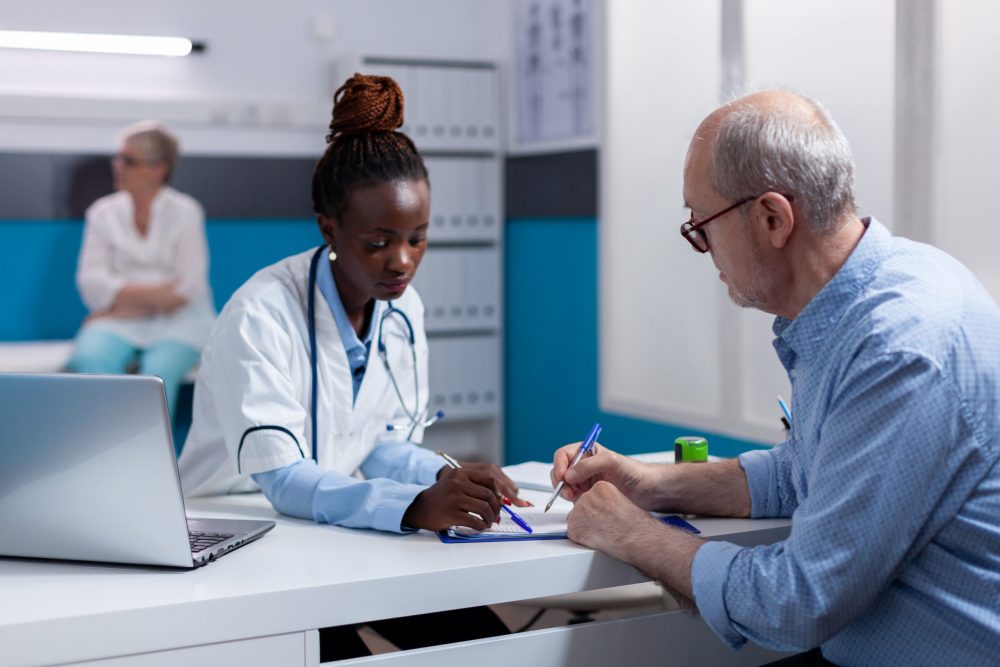Relatório Médico: Saiba qual a importância e porque a tecnologia pode ser uma aliada